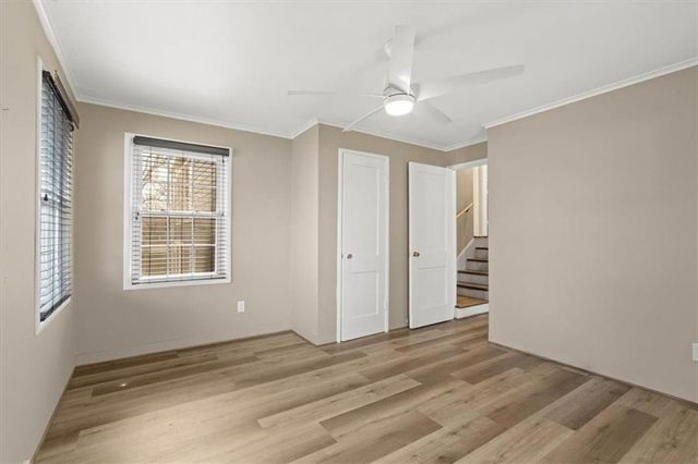 6517 W 77th Terrace, Overland Park, KS 66204