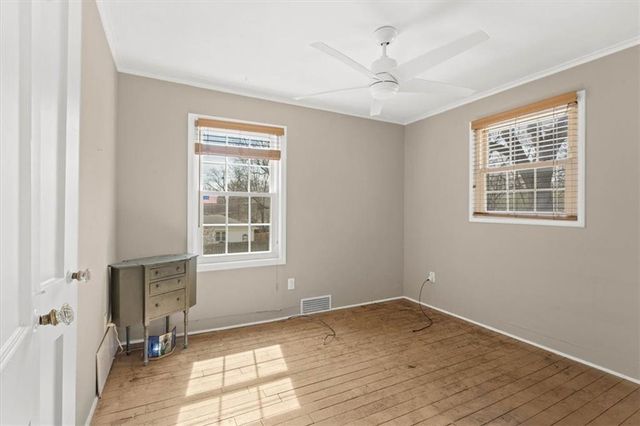 6517 W 77th Terrace, Overland Park, KS 66204