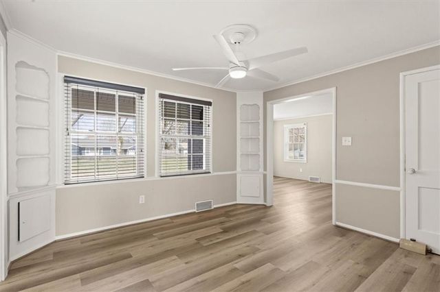 6517 W 77th Terrace, Overland Park, KS 66204