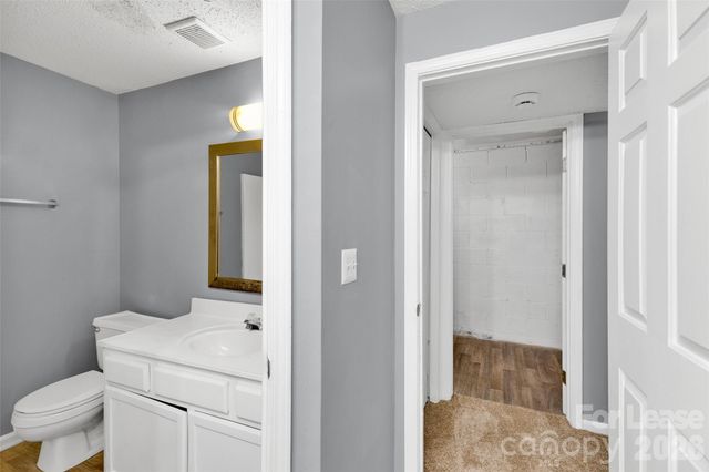 619 Lex Drive, Charlotte, NC 28262