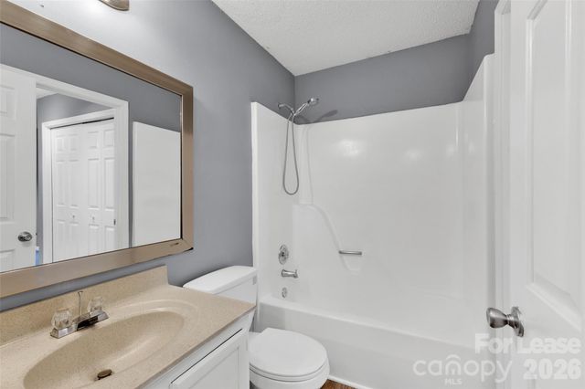 619 Lex Drive, Charlotte, NC 28262
