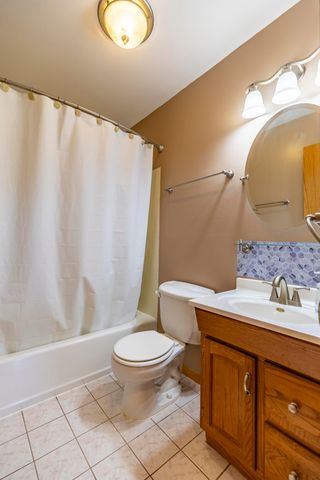 431 S Liverpool Road, Hobart, IN 46342