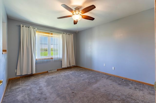 431 S Liverpool Road, Hobart, IN 46342