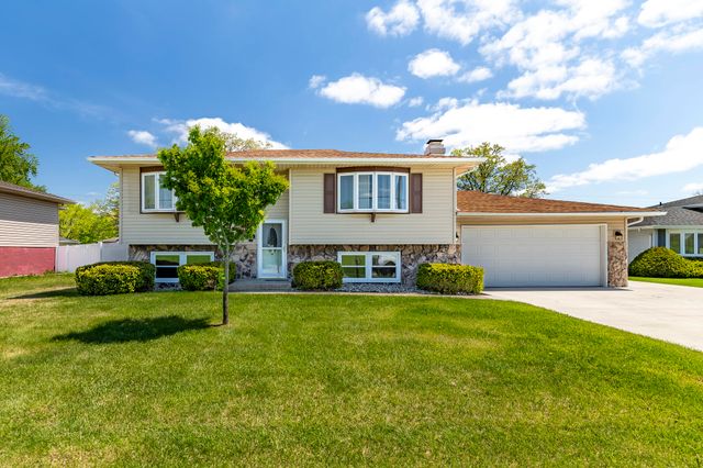 431 S Liverpool Road, Hobart, IN 46342