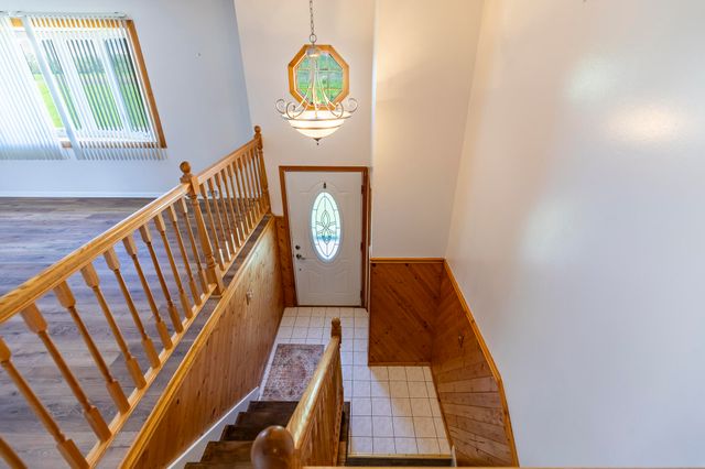 431 S Liverpool Road, Hobart, IN 46342