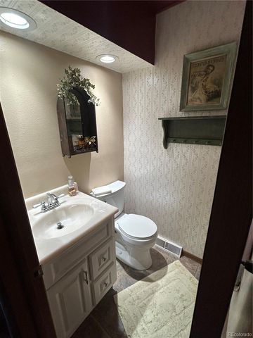 12924 St Paul Ct, Thornton, CO 80241