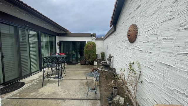 2366 E Miramonte Circle E A, Palm Springs, CA 92264