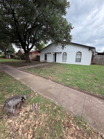 2821 Teakwood Drive, Garland, TX 75044