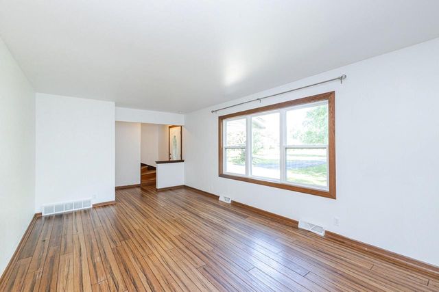 W119 Park DRIVE, Oconomowoc, WI 53066
