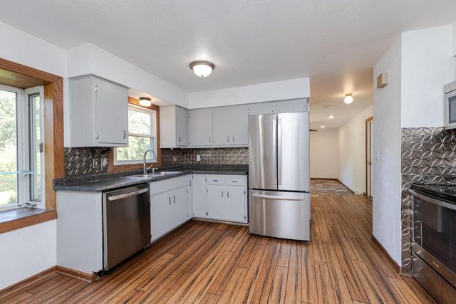 W119 Park DRIVE, Oconomowoc, WI 53066