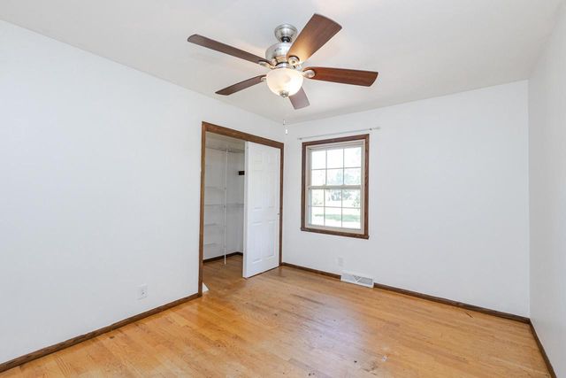 W119 Park DRIVE, Oconomowoc, WI 53066