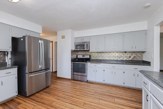 W119 Park DRIVE, Oconomowoc, WI 53066