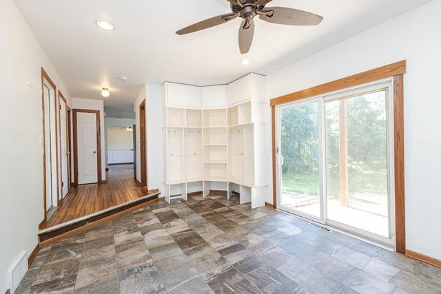 W119 Park DRIVE, Oconomowoc, WI 53066