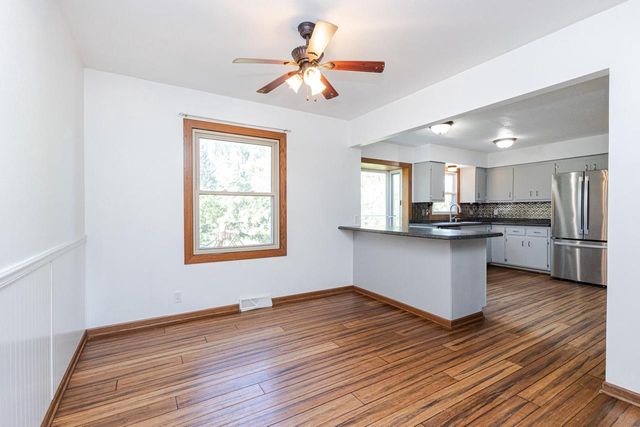 W119 Park DRIVE, Oconomowoc, WI 53066