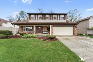 9686 Rose Street, Taylor, MI 48180