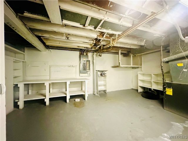 3750 Deveaux Street, Niagara Falls, NY 14305