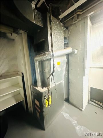 3750 Deveaux Street, Niagara Falls, NY 14305