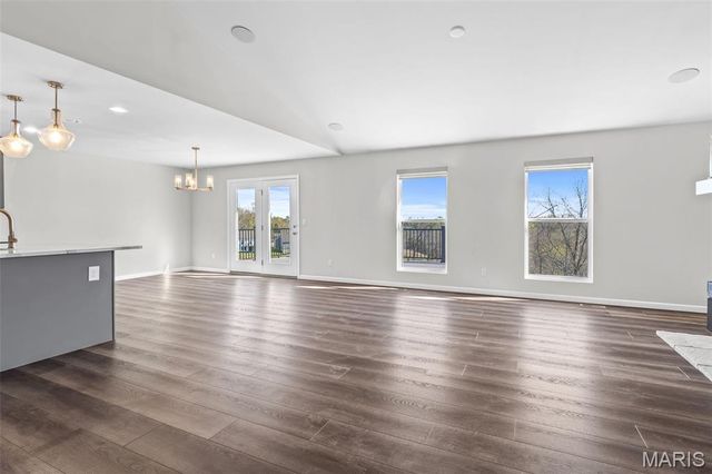 256 Savannah Ridge Court, Fenton, MO 63026