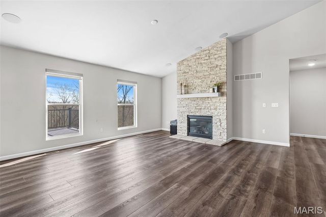 256 Savannah Ridge Court, Fenton, MO 63026