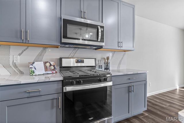 256 Savannah Ridge Court, Fenton, MO 63026