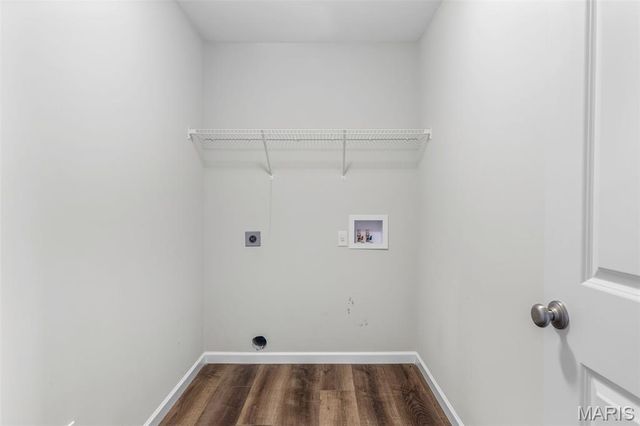 256 Savannah Ridge Court, Fenton, MO 63026