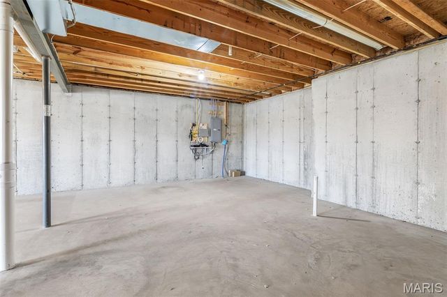 256 Savannah Ridge Court, Fenton, MO 63026