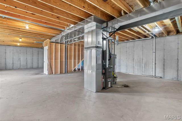 256 Savannah Ridge Court, Fenton, MO 63026