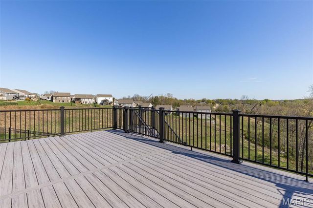 256 Savannah Ridge Court, Fenton, MO 63026