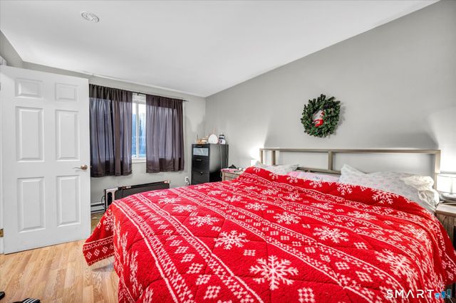 26 Candlewood Lake Road South APT 1, New Milford, CT 06776