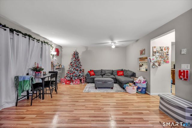 26 Candlewood Lake Road South APT 1, New Milford, CT 06776