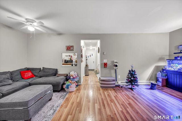 26 Candlewood Lake Road South APT 1, New Milford, CT 06776