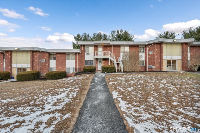 26 Candlewood Lake Road South APT 1, New Milford, CT 06776