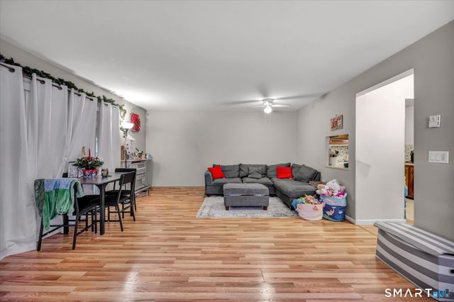 26 Candlewood Lake Road South APT 1, New Milford, CT 06776