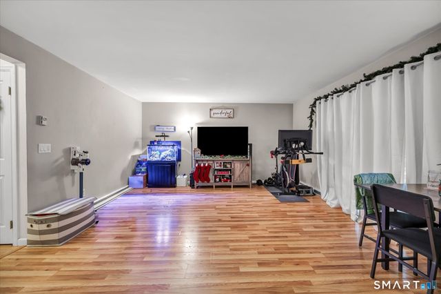 26 Candlewood Lake Road South APT 1, New Milford, CT 06776