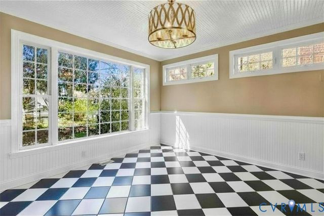 4006 Monument Ave, Richmond, VA 23230