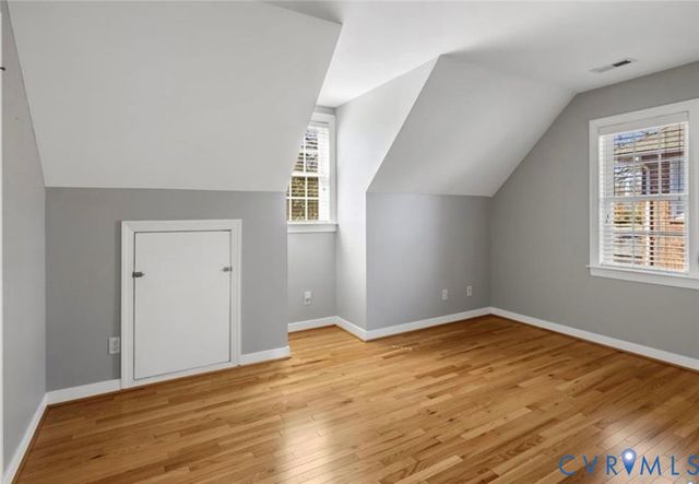 4006 Monument Ave, Richmond, VA 23230