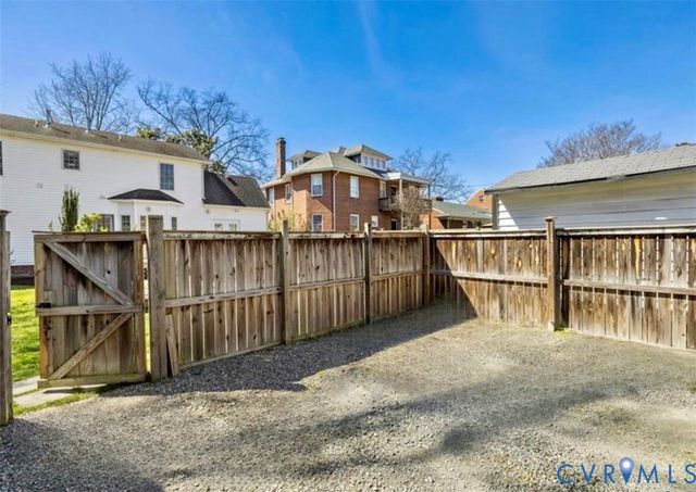 4006 Monument Ave, Richmond, VA 23230