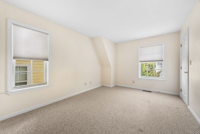 208 Gazebo Circle 208, Reading, MA 01867