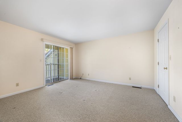 208 Gazebo Circle 208, Reading, MA 01867