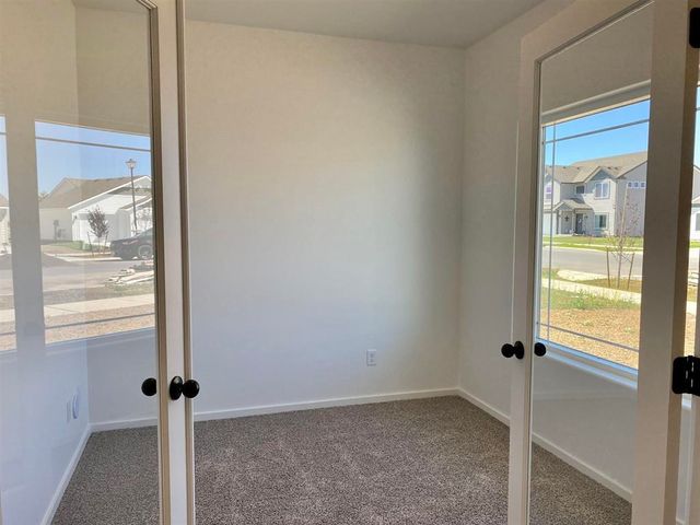 9523 E Michielli Ln, Spokane Valley, WA 99206