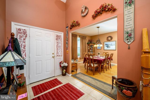 37 HANNAH LEE RD, Barnegat, NJ 08005