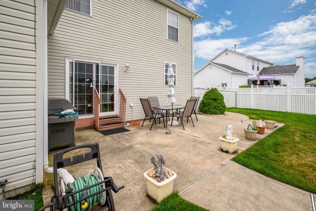37 HANNAH LEE RD, Barnegat, NJ 08005