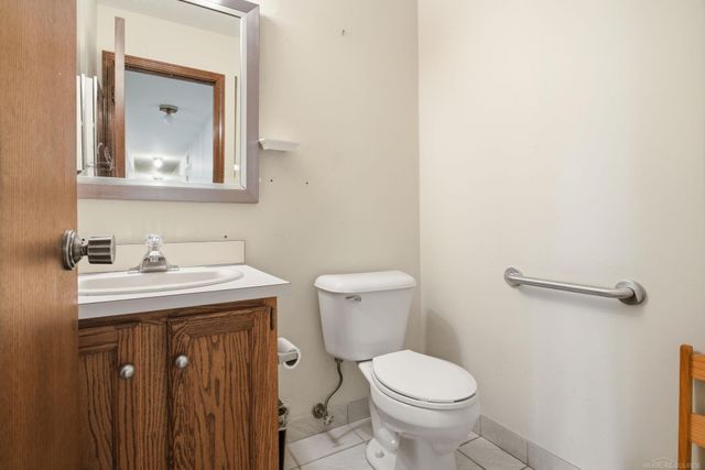 6450 Shagbark Drive, Troy, MI 48098