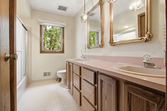 6450 Shagbark Drive, Troy, MI 48098