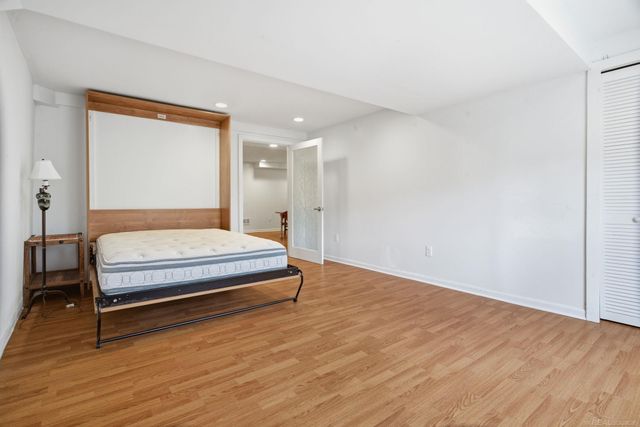 6450 Shagbark Drive, Troy, MI 48098