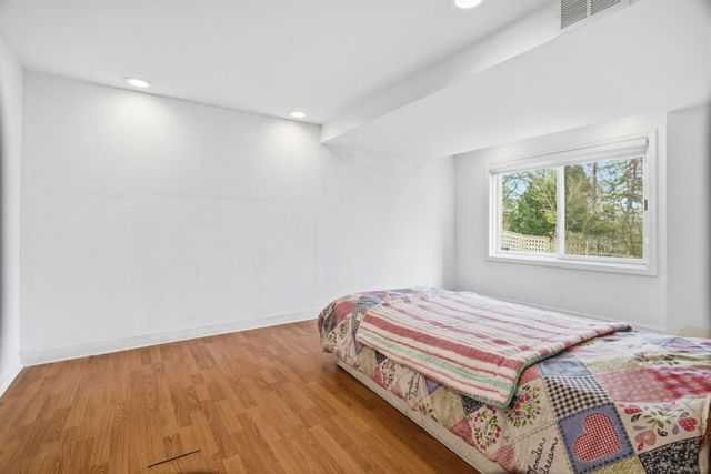 6450 Shagbark Drive, Troy, MI 48098