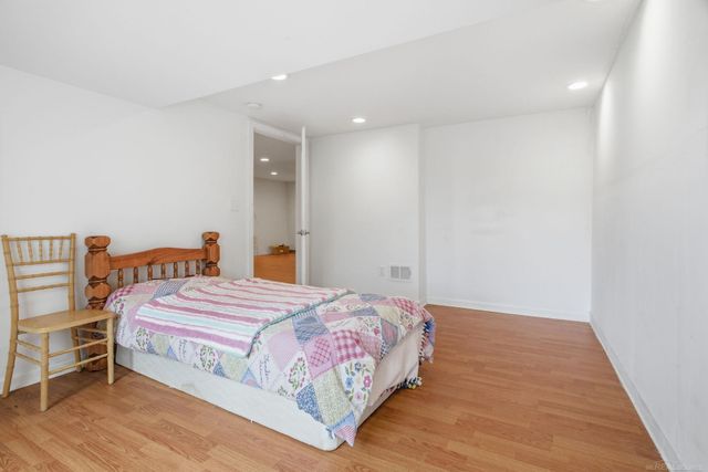 6450 Shagbark Drive, Troy, MI 48098