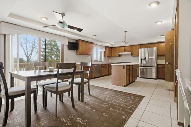 6450 Shagbark Drive, Troy, MI 48098