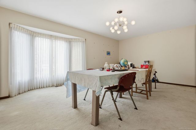 6450 Shagbark Drive, Troy, MI 48098