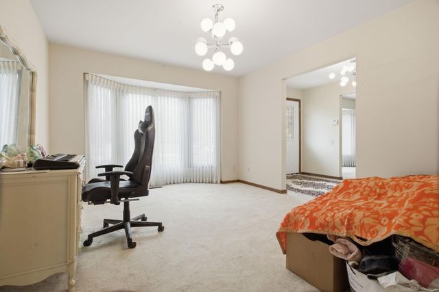 6450 Shagbark Drive, Troy, MI 48098